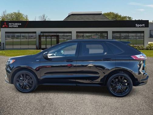 2022 Ford Edge ST Line