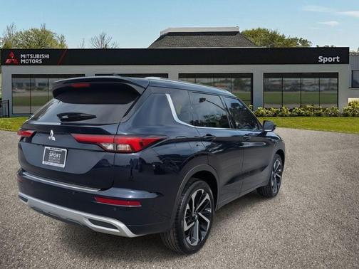 2023 Mitsubishi Outlander SEL