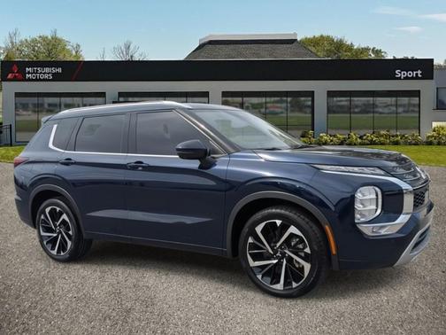 2023 Mitsubishi Outlander SEL