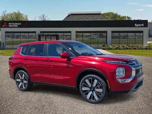 2025 Mitsubishi Outlander SE