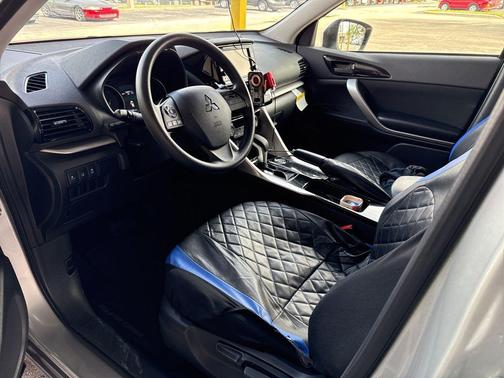 2024 Mitsubishi Eclipse Cross ES