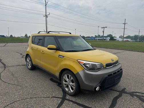 2015 Kia Soul +