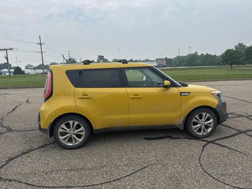 2015 Kia Soul +
