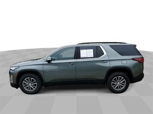 2022 Chevrolet Traverse LT Cloth