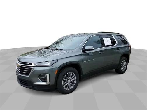 2022 Chevrolet Traverse LT Cloth