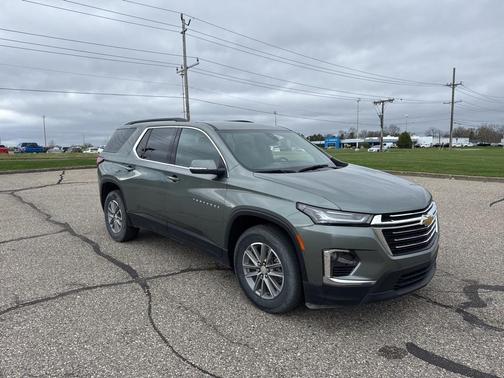 2022 Chevrolet Traverse LT Cloth