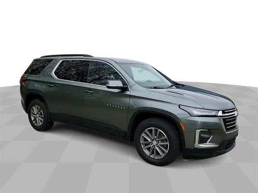 2022 Chevrolet Traverse LT Cloth