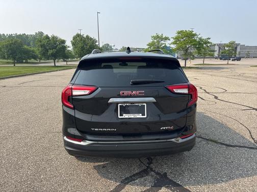 2022 GMC Terrain AT4
