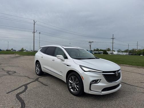 2022 Buick Enclave Avenir