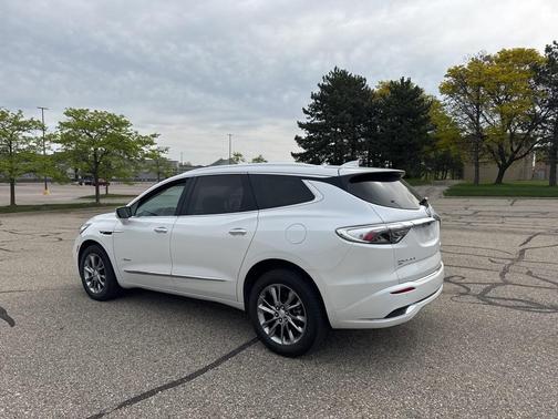 2022 Buick Enclave Avenir