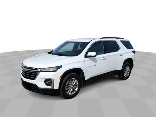 2022 Chevrolet Traverse LT Cloth
