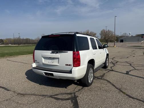2011 GMC Yukon SLT