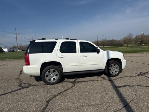 2011 GMC Yukon SLT