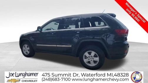 Brilliant Black Crystal Pearlcoat 2013 Jeep Grand Cherokee Laredo