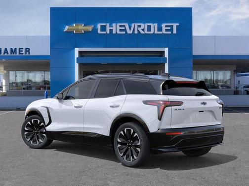 Polar White Tricoat 2026 Chevrolet Blazer EV AWD RS