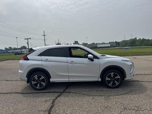 2023 Mitsubishi Eclipse Cross SEL