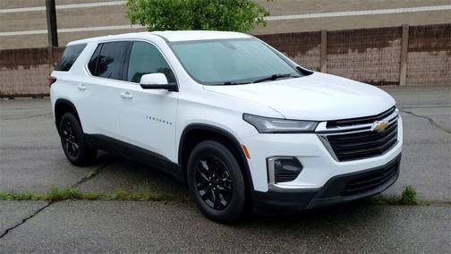 2023 Chevrolet Traverse LS