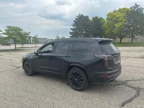 2022 Cadillac XT6 Sport AWD