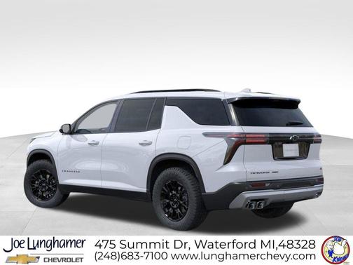 Polar White Tricoat 2026 Chevrolet Traverse AWD Z71