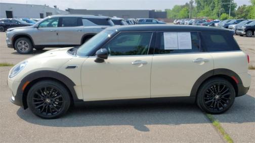 2017 MINI Clubman Cooper