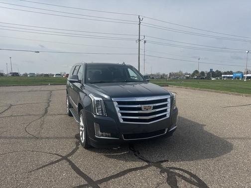 2020 Cadillac Escalade Luxury