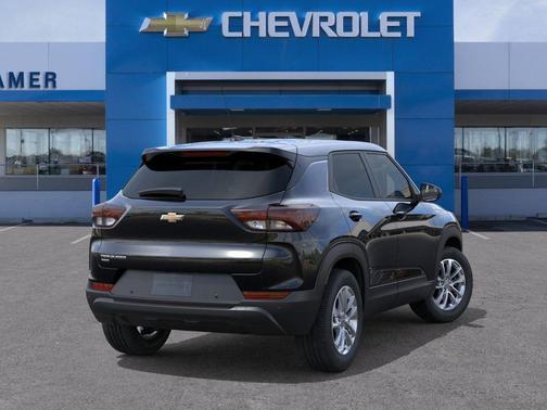 Mosaic Black Metallic 2026 Chevrolet Trailblazer LS