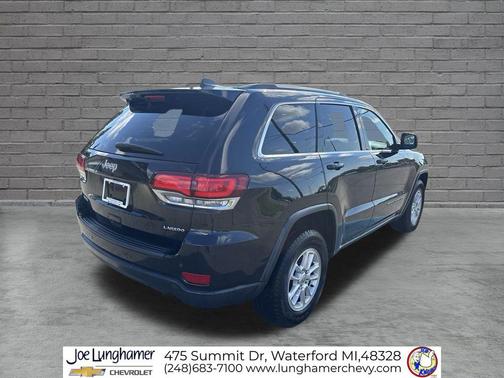 Diamond Black Crystal Pearlcoat 2020 Jeep Grand Cherokee Laredo