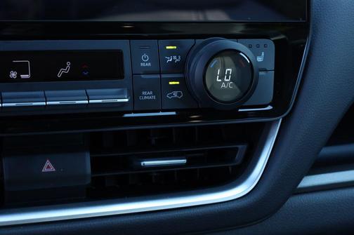 2025 Toyota Grand Highlander Hybrid XLE