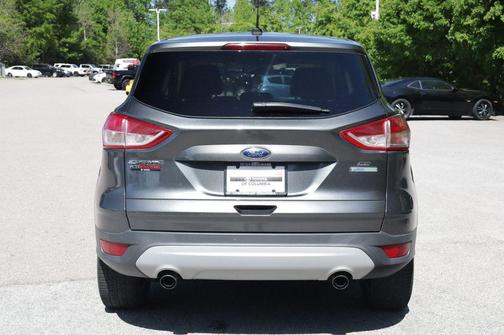 Ruby Red Metallic Tinted Clearcoat 2015 Ford Escape SE