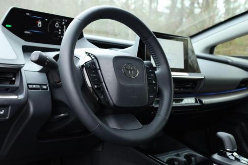 2025 Toyota Prius XLE