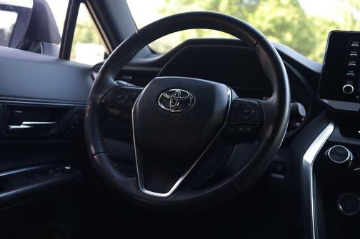 Titanium 2022 Toyota Venza XLE
