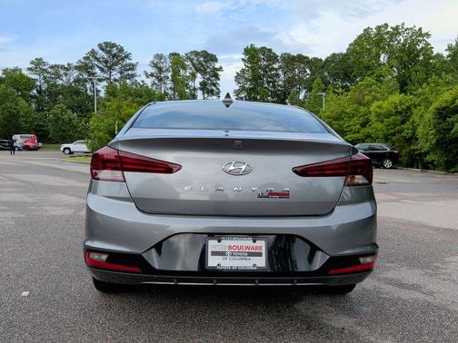 Machine Gray 2019 Hyundai ELANTRA SEL