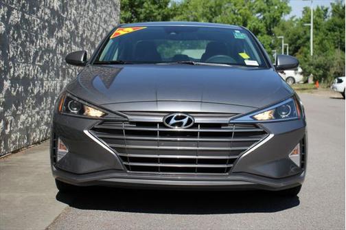 Machine Gray 2019 Hyundai ELANTRA SEL