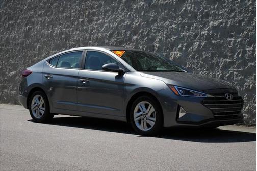 Machine Gray 2019 Hyundai ELANTRA SEL