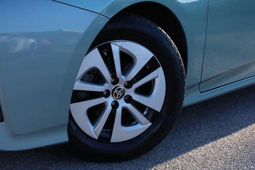 2016 Toyota Prius Two Eco