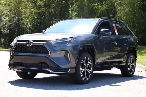 2025 Toyota RAV4 Hybrid SE
