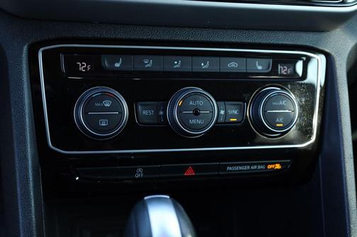 2022 Volkswagen Atlas 2.0T SE w/Technology 4MOTION