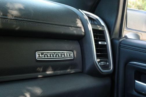 2021 RAM 2500 Laramie Crew Cab 4x4 6'4' Box