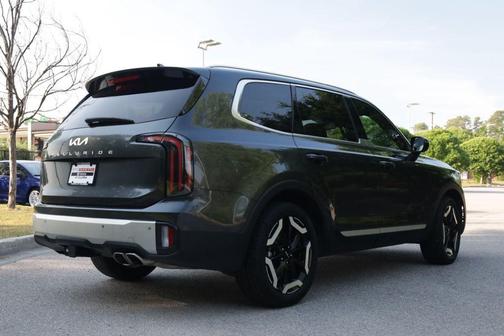 Gravity Gray 2024 Kia Telluride EX