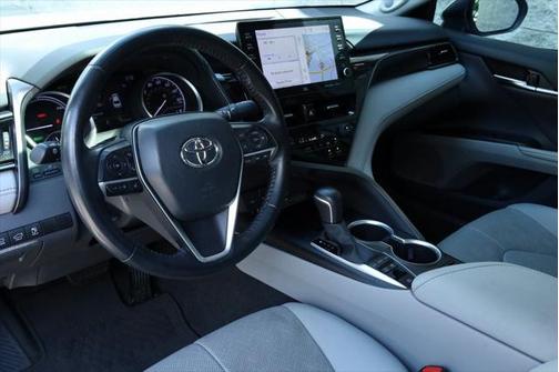 2021 Toyota Camry Hybrid XLE