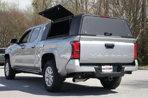 2024 Toyota Tacoma SR5