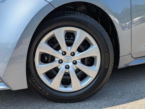 Celestite 2022 Toyota Corolla LE
