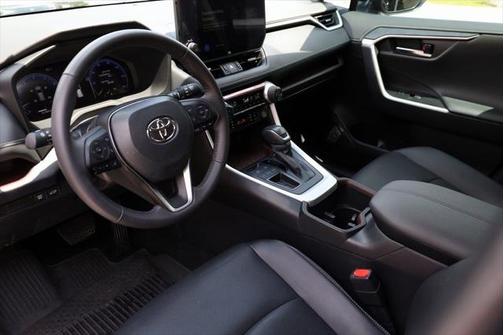 2024 Toyota RAV4 Limited