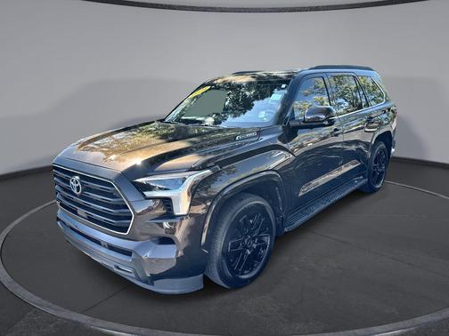 2023 Toyota Sequoia SR5