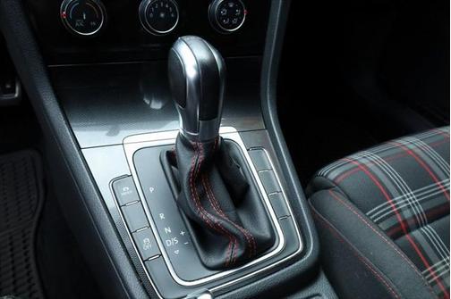 2017 Volkswagen Golf GTI 2.0T S 4-Door