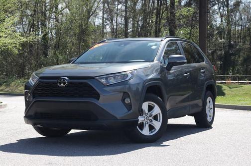 2020 Toyota RAV4 XLE