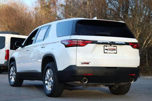 2023 Chevrolet Traverse LS