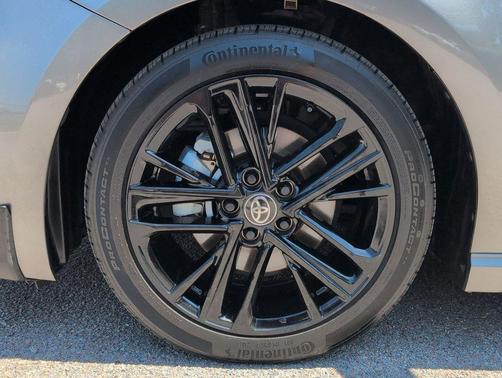 Heavy Metal 2025 Toyota Camry SE