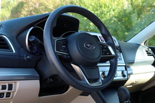 2019 Subaru Outback 2.5i