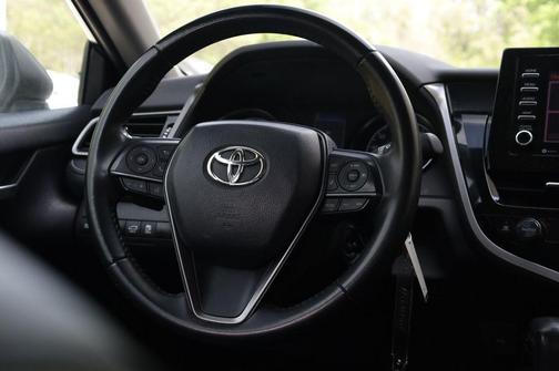 Midnight Black Metallic 2023 Toyota Camry SE